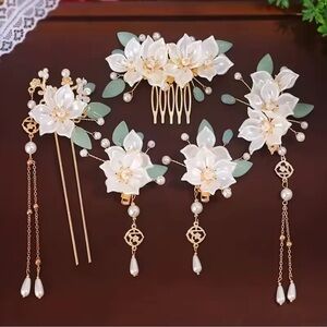 NWT Delicate White Floral Pearl bridal wedding Hair Accessory 5 piece Set